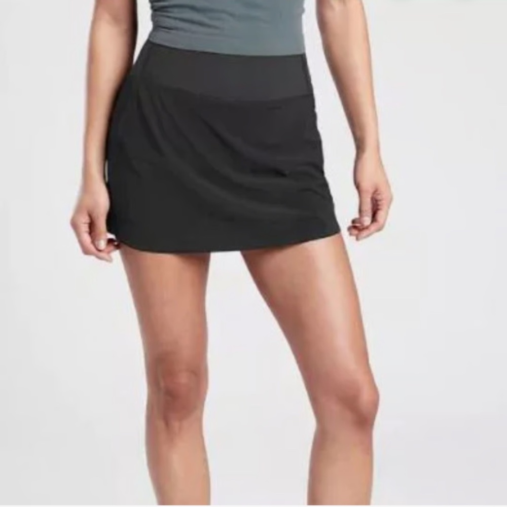 Athleta Run With It Skort 14” Women’s SZ M Black Running/Golf/Tennis